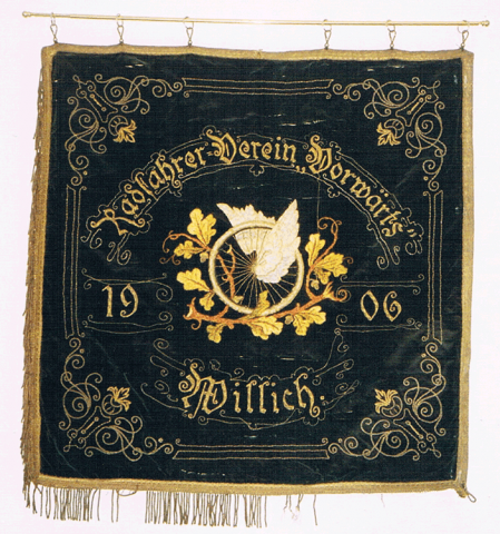 Traditionsfahne des Radfahrvereins "Vorwärts" 1900 - Rückseite